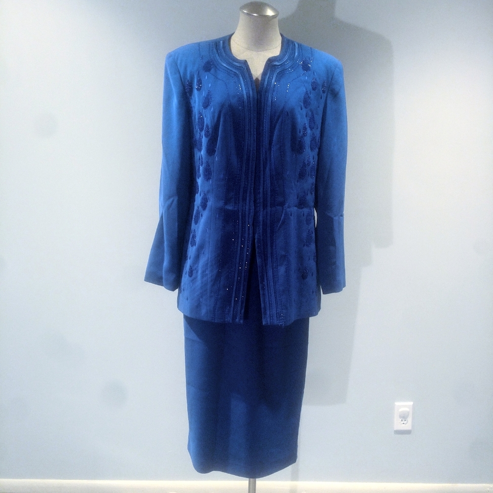Aussie Austine Two Piece Skirt Suit